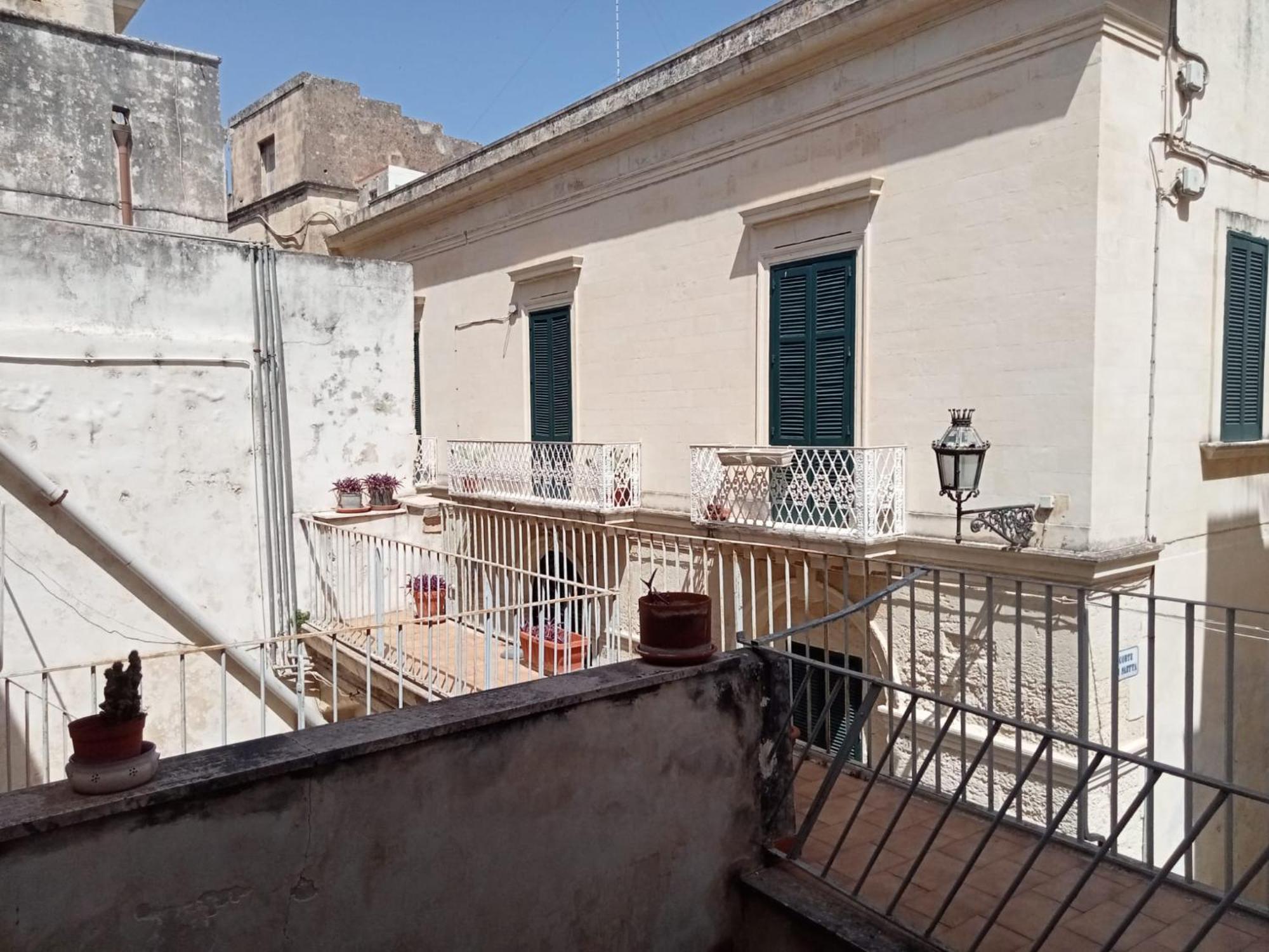 Dimora Storica Principi Di Savoia Apartment Lecce Exterior photo